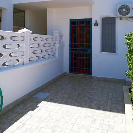 Casa *